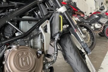 20230331 TRAXX - Husqvarna Svartpilen - 01