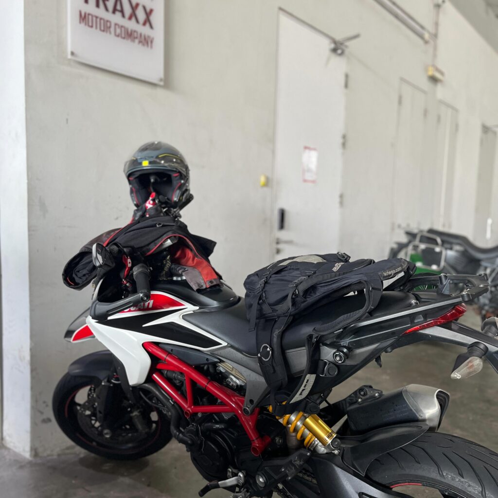 20240426 TRAXX - Ducati Hypermotard 821SP - 01